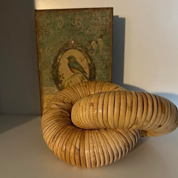 NEW 2 Pieces Hand Woven Table Decor - Picture 2 of 8